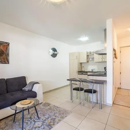 Apartment Truma Swing Small And Cozy Merano